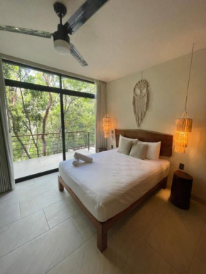 Jungle View 2bed 2bath Condo/ Wi-Fi/ Pool/ Gym